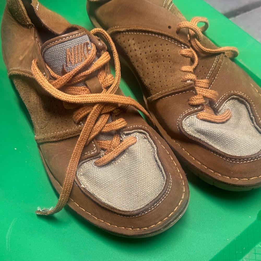 Nike Brown and Tan Men's Sneakers